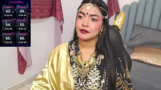 lakshmiraniii online show from November 5, 11:43 am