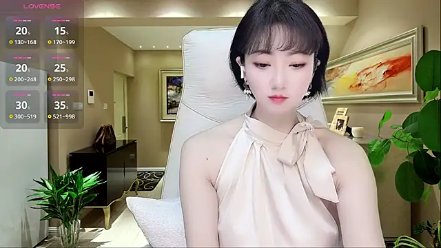 Snapshot of Mist_lili chatting on December 4, 4:21 am Mist lili online show from December 4, 4:21 am