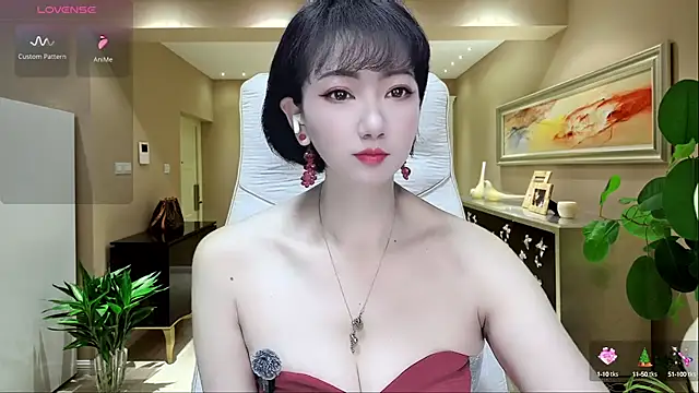 Snapshot of Mist_lili chatting on December 6, 1:07 am Mist lili online show from December 6, 1:07 am