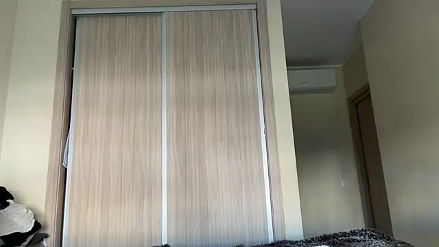 naughtyhollyxxxx online show from September 23, 7:44 am