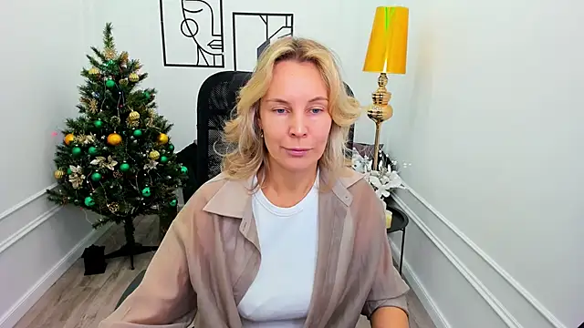 Sinty Devis online show from January 8, 4:26 am