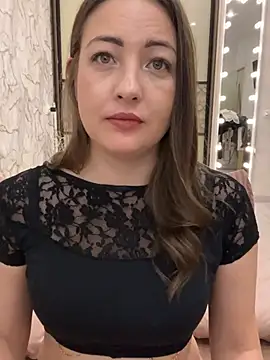 AnnaBri online show from February 10, 4:52 am