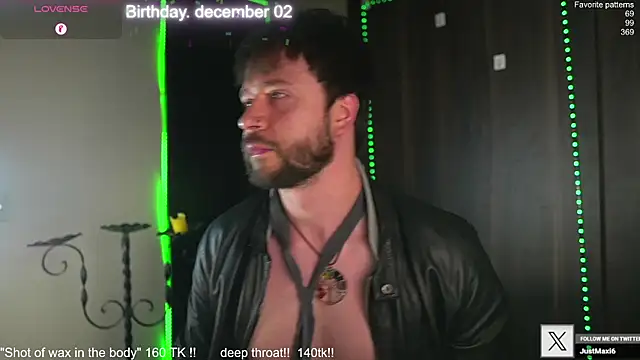 Snapshot of just_maxii chatting on November 25, 9:59 pm just maxii online show from November 25, 9:59 pm