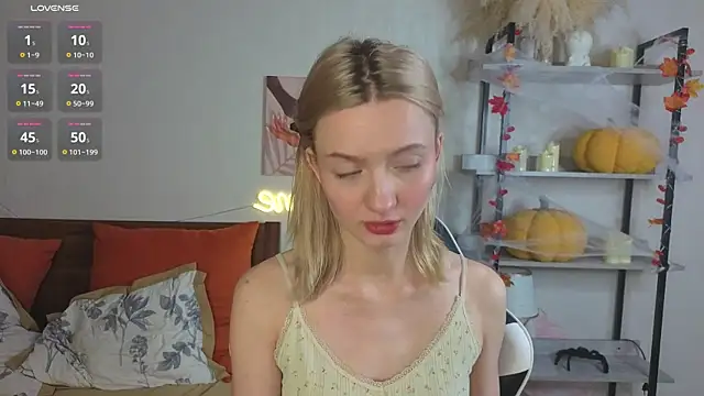 IdaValenti online show from December 3, 11:14 pm