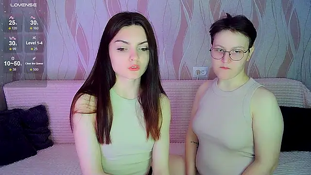  crazy baby  online show from October 31, 9:38 pm