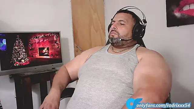 rodrix54 online show from December 13, 1:26 am