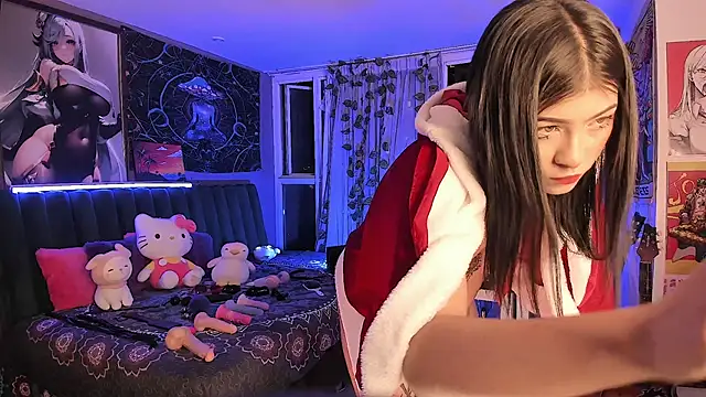 LanaKyutt online show from December 8, 3:00 am