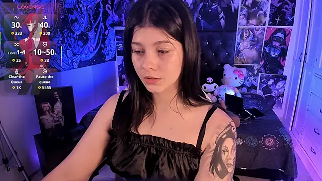 LanaKyutt online show from April 17, 10:35 pm