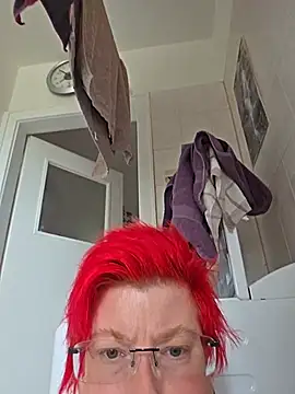 dieGeile0411 online show from June 5, 8:20 am