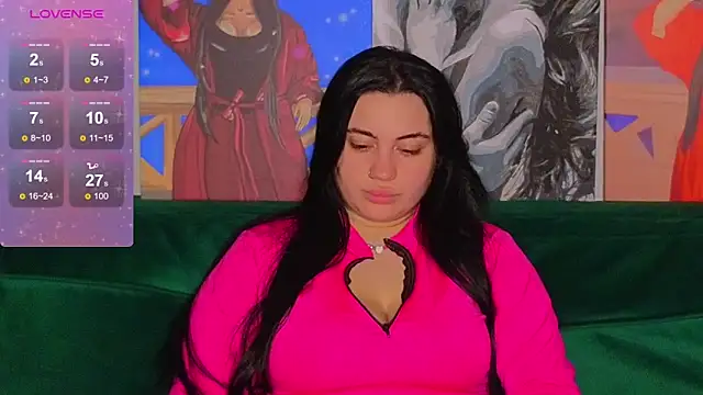 Snapshot of Nikki_Kardashian chatting on December 21, 1:58 am Nikki Kardashian online show from December 21, 1:58 am