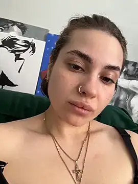 Nikki Kardashian online show from May 6, 6:41 am