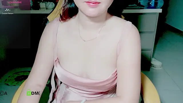 Emi-Vibes- online show from June 15, 8:44 pm