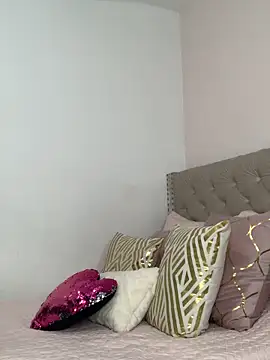 Snapshot of ImAlicee chatting on October 10, 10:09 pm ImAlicee online show from October 10, 10:09 pm