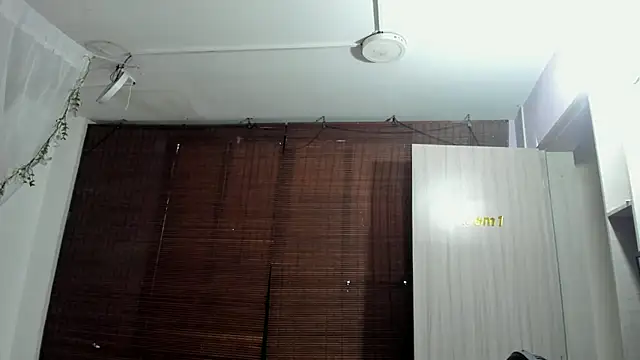 Snapshot of Apolo_Bianco_ chatting on December 3, 11:33 am Apolo Bianco  online show from December 3, 11:33 am