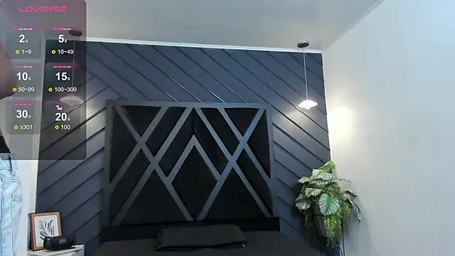 Snapshot of Apolo_Bianco_ chatting on September 13, 11:26 pm Apolo Bianco  online show from September 13, 11:26 pm