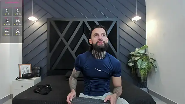 Snapshot of Apolo_Bianco_ chatting on September 15, 11:16 pm Apolo Bianco  online show from September 15, 11:16 pm