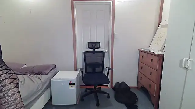 Snapshot of Ruby_Desire chatting on January 16, 10:42 am Ruby Desire online show from January 16, 10:42 am