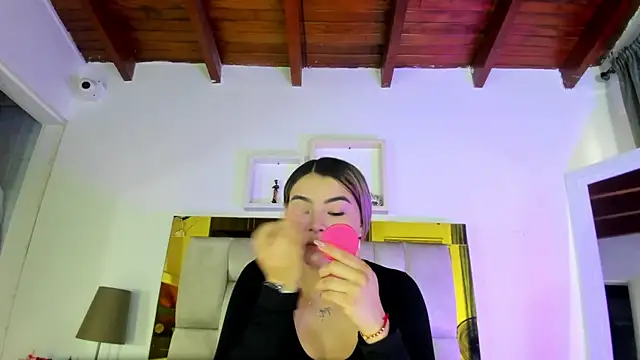 emmy r online show from March 8, 12:09 pm