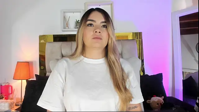 emmy r online show from December 3, 12:25 pm