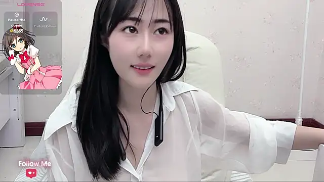 qiqi-- online show from December 11, 2:00 pm