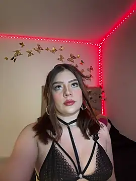 Jullieetta online show from December 30, 7:59 am