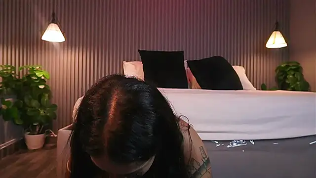 EriKlein online show from March 29, 12:38 pm