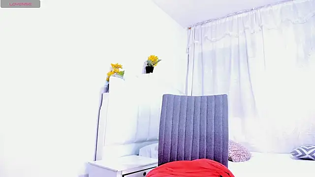 RoxannaBlanche online show from March 2, 11:29 am