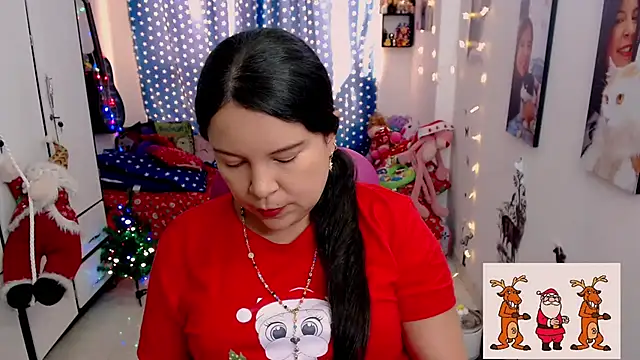 Snapshot of claryssa_ chatting on December 23, 8:36 pm claryssa online show from December 23, 8:36 pm