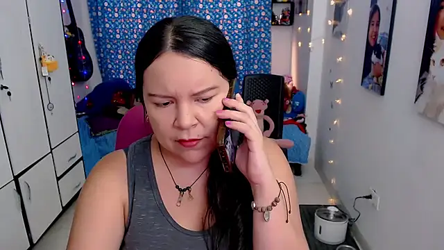 Snapshot of claryssa_ chatting on September 15, 7:58 pm claryssa online show from September 15, 7:58 pm