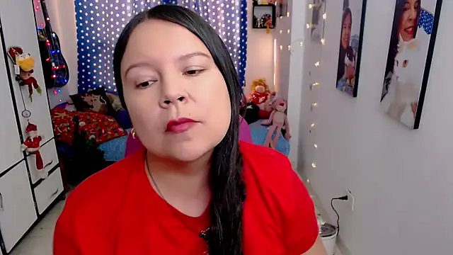 Snapshot of claryssa_ chatting on December 20, 9:00 pm claryssa online show from December 20, 9:00 pm