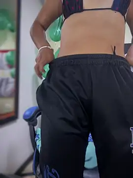 Snapshot of emily_rosse04 chatting on February 3, 5:56 pm emily rosse04 online show from February 3, 5:56 pm