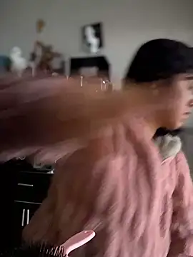 Snapshot of emily_rosse04 chatting on September 22, 11:12 am emily rosse04 online show from September 22, 11:12 am