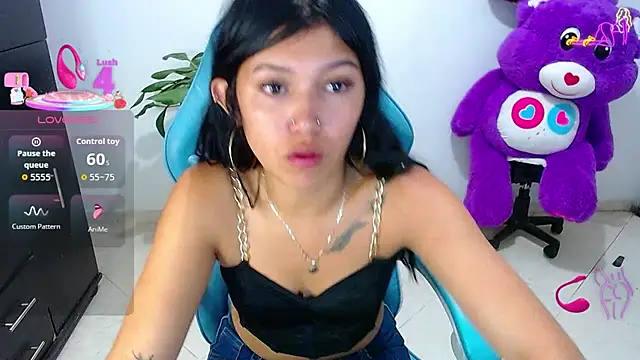 emily rosse04 online show from April 6, 1:25 am