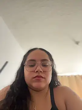 CurlyGirl 1 online show from January 7, 7:38 pm