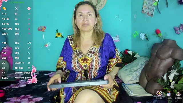 SheraHadee online show from February 18, 2:18 am