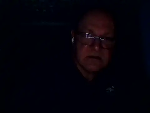Kocio19688 online show from May 15, 11:56 pm