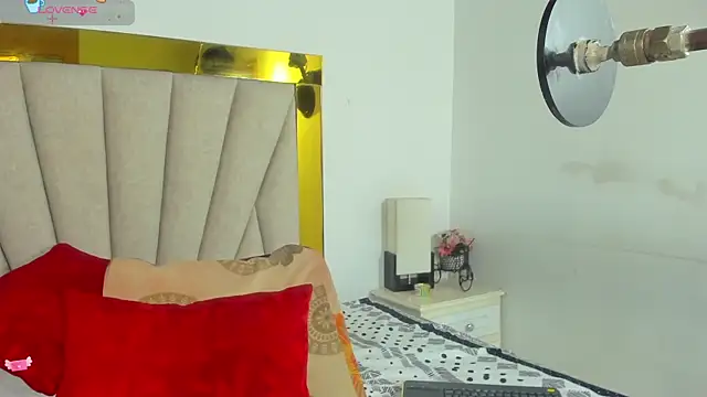 Snapshot of angel_dthroatt chatting on December 27, 12:12 pm angel dthroatt online show from December 27, 12:12 pm