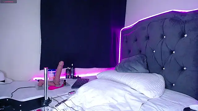 henry diiaz online show from October 28, 8:51 am