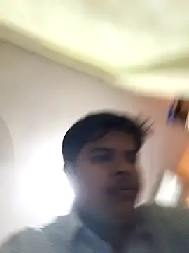 Snapshot of Sand-1 chatting on December 3, 3:21 pm Sand-1 online show from December 3, 3:21 pm