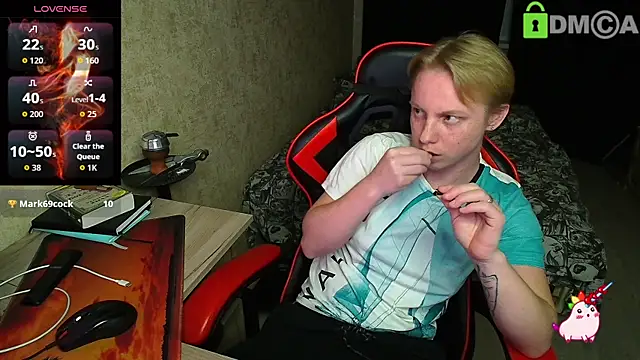 Alexis Gordon online show from September 30, 9:20 pm