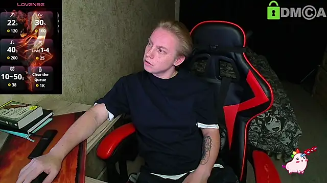 Alexis Gordon online show from October 2, 7:32 pm