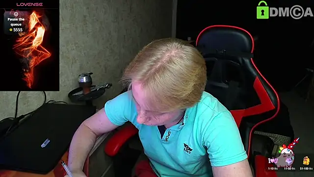 Alexis Gordon online show from October 11, 4:27 pm