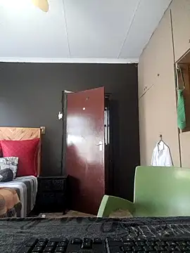 koolbend online show from April 21, 6:52 am