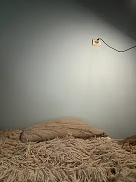 Snapshot of AlisaDoll444 chatting on October 22, 5:30 am AlisaDoll444 online show from October 22, 5:30 am