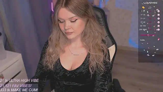 VeronaAura online show from October 12, 10:31 pm