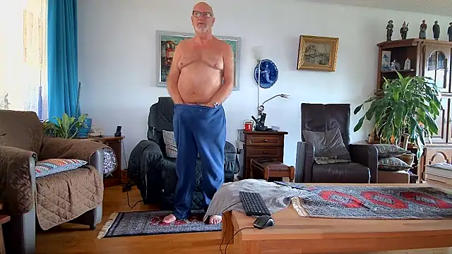 Snapshot of sperpa chatting on November 4, 2:27 pm sperpa online show from November 4, 2:27 pm