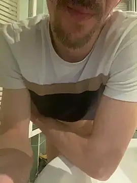 Maxthekid online show from April 23, 8:55 pm