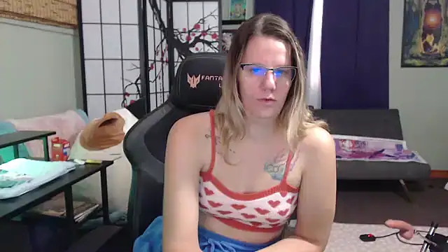 Snapshot of Sarahtineke chatting on October 24, 4:36 pm Sarahtineke online show from October 24, 4:36 pm