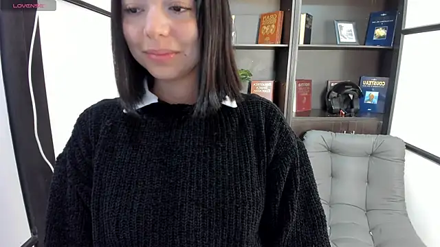 Snapshot of NicolRoss_ chatting on September 19, 12:50 pm NicolRoss online show from September 19, 12:50 pm