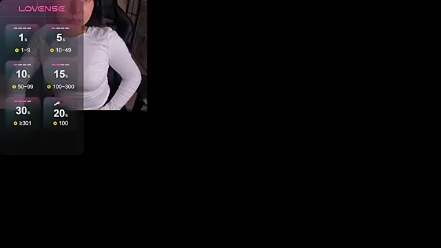 Snapshot of NicolRoss_ chatting on November 2, 2:19 pm NicolRoss online show from November 2, 2:19 pm